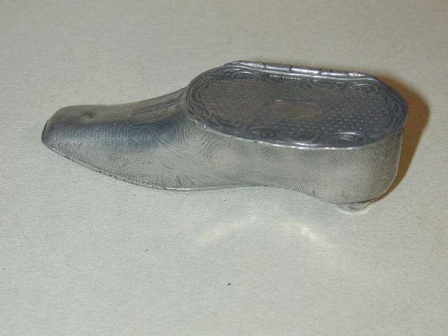 Pewter Snuff Shoe